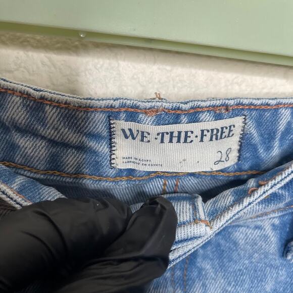 We The Free Deep Trance Dropped Denim High Rise Wide Leg Boyfriend Jeans size 28 - Picture 4 of 6